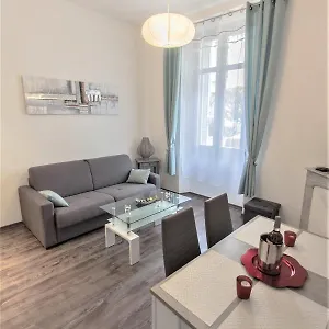 coeur-de-cannes-5mn-croisette-palais-terrasse-et-parking.fr-provencehotel.com/