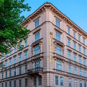 Le Méridien Hotel