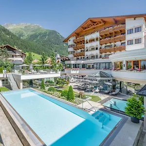 trofana-royal.ischgl-hotels.net/