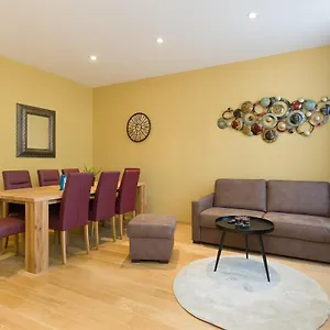 Pezzl 1170 Apartament