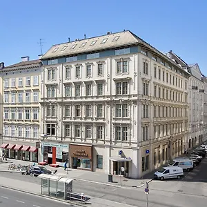 4* Hotel Living An Der Oper