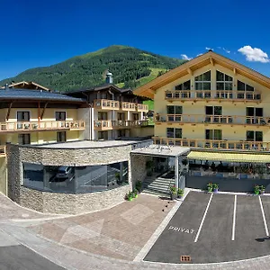 https://hotel-alpina-saalbach-hinterglemm.saalbachhinterglemmhotels.com