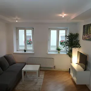 deluxe-old-town-apartment.innsbruckaustriahotels.com/